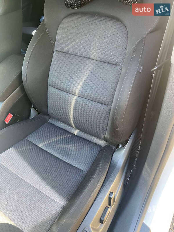 Лифтбек Skoda Superb 2012 в Сарнах