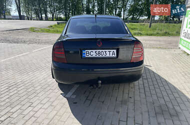 Лифтбек Skoda Superb 2005 в 