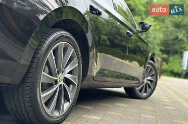 Лифтбек Skoda Superb 2021 в 