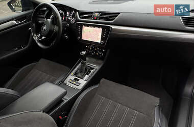 Лифтбек Skoda Superb 2021 в 