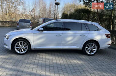 Универсал Skoda Superb 2016 в Днепре