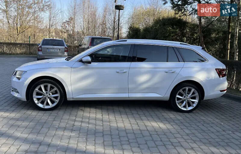 Универсал Skoda Superb 2016 в 