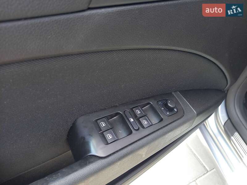 Универсал Skoda Superb 2011 в Черкассах фото 33 Универсал Skoda Superb 2011 в Черкассах
