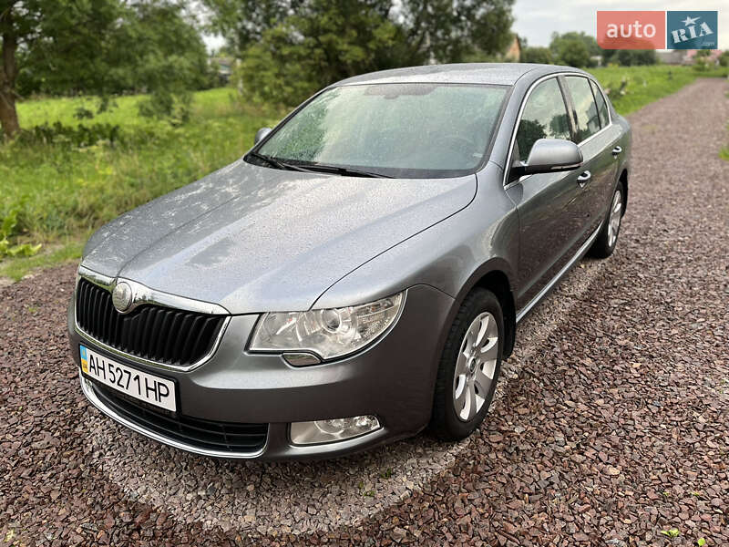 Ліфтбек Skoda Superb 2012 в Києві