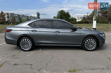 Лифтбек Skoda Superb 2025 в 