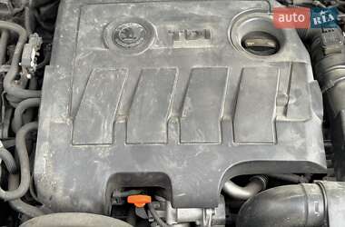 Лифтбек Skoda Superb 2010 в 