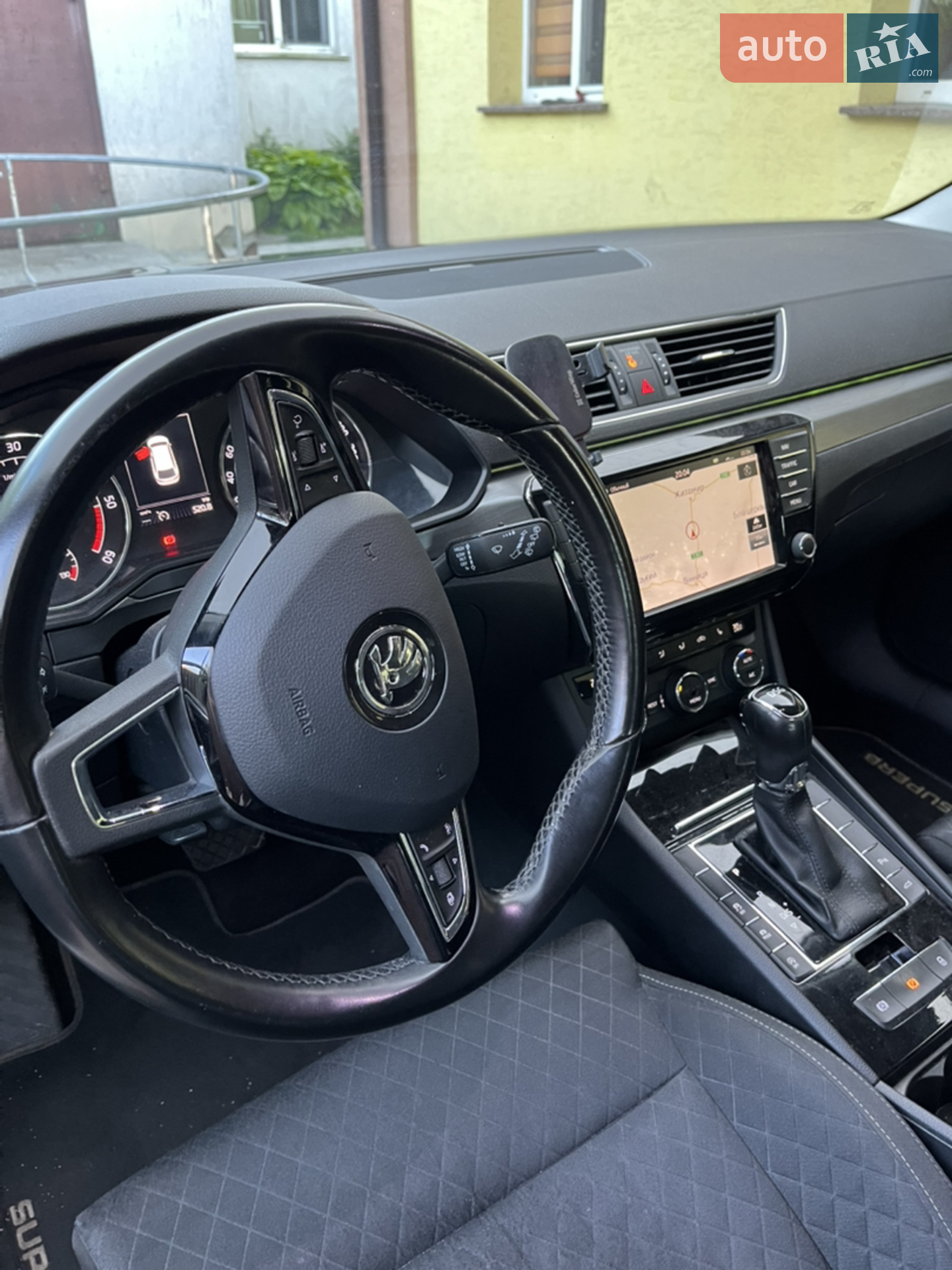 2016 Skoda Superb - мініатюра 9