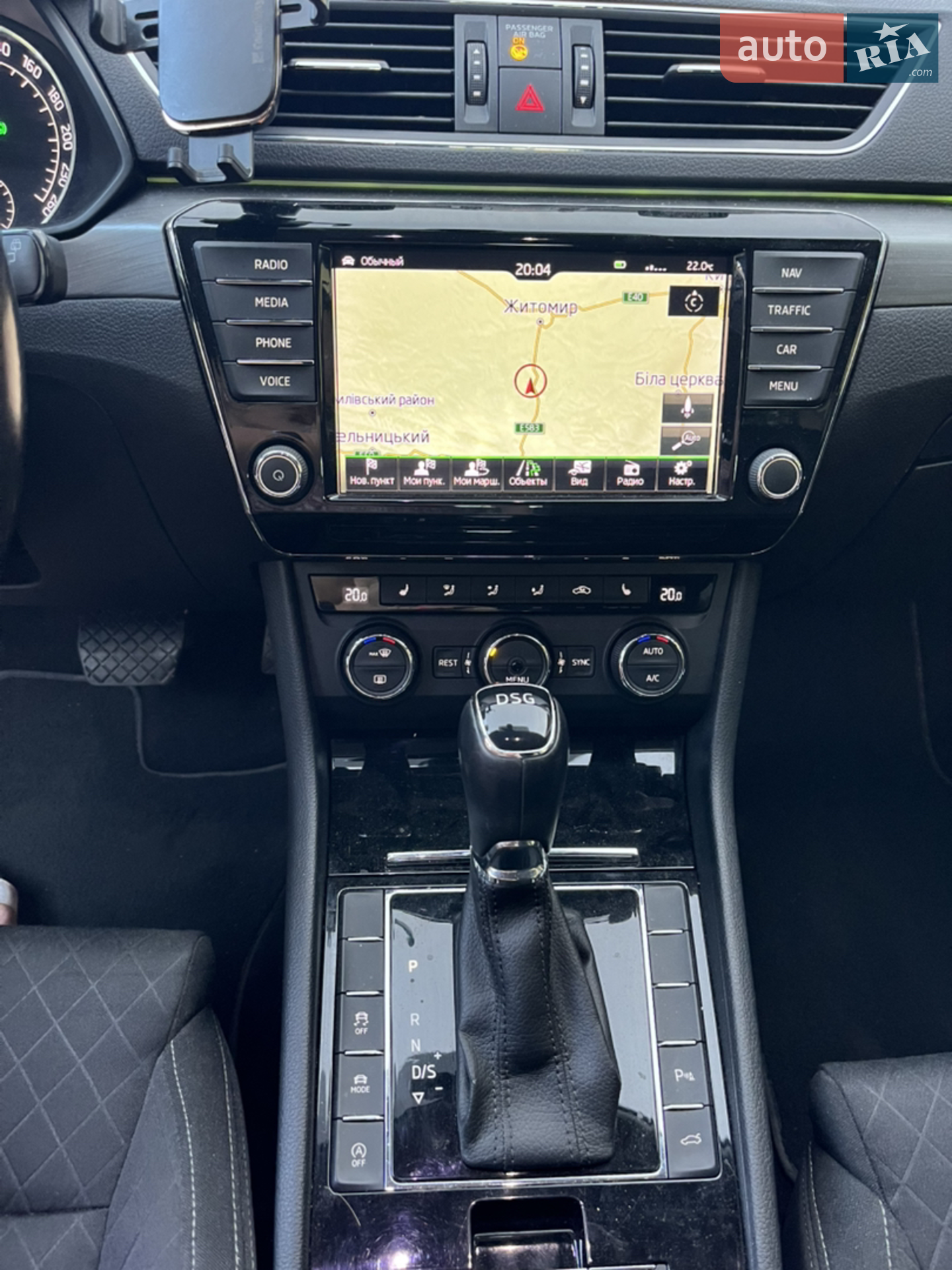 2016 Skoda Superb - мініатюра 8