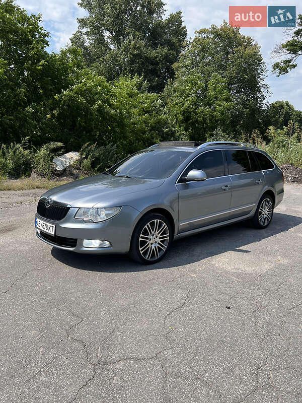 Универсал Skoda Superb 2011 в Казатине