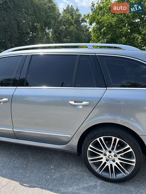 Универсал Skoda Superb 2011 в Казатине