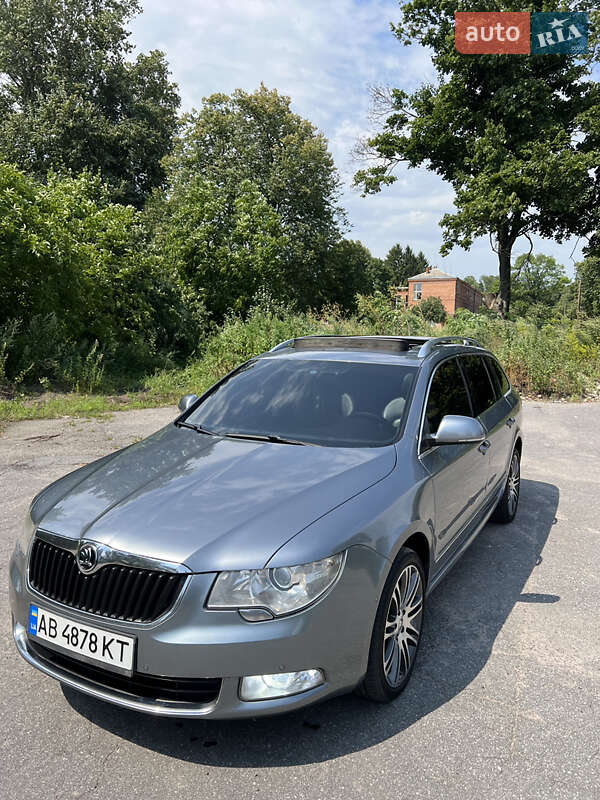 Универсал Skoda Superb 2011 в Казатине