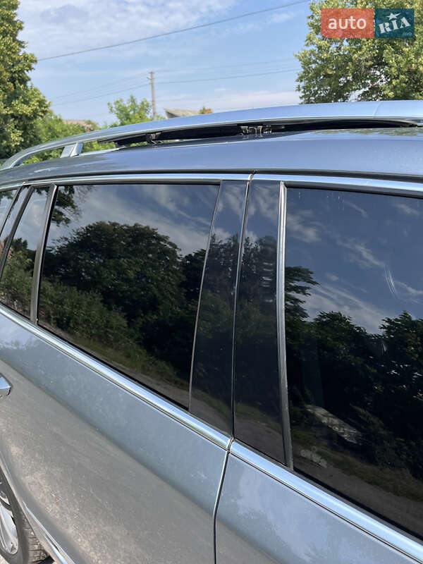 Универсал Skoda Superb 2011 в Казатине