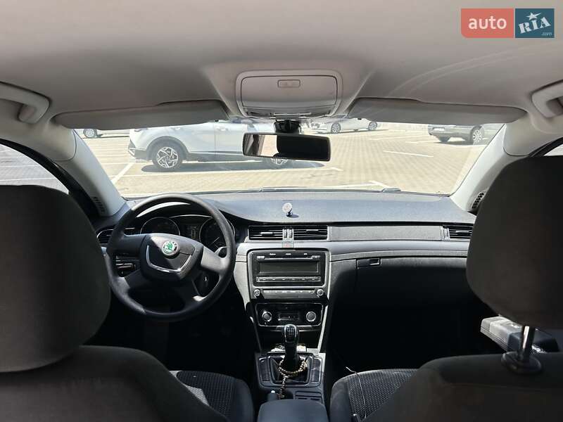 Лифтбек Skoda Superb 2009 в Киеве фото 8 Лифтбек Skoda Superb 2009 в Киеве