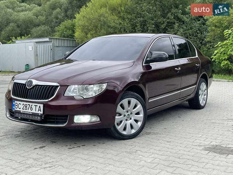 Лифтбек Skoda Superb 2011 в Турке