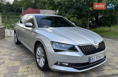 Ліфтбек Skoda Superb 2016 в Сваляві