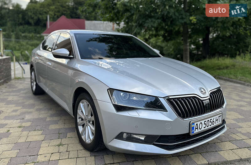 Skoda Superb 2016