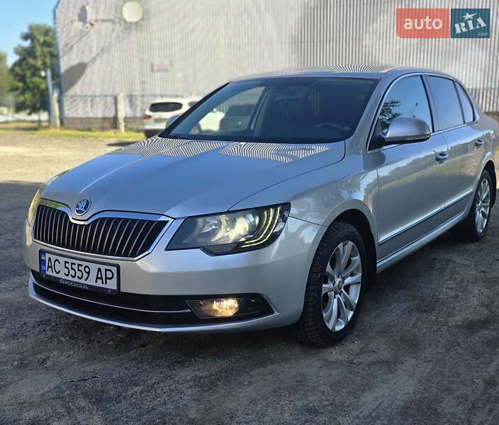 Ліфтбек Skoda Superb 2013 в Луцьку