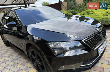 Лифтбек Skoda Superb 2015 в Днепре