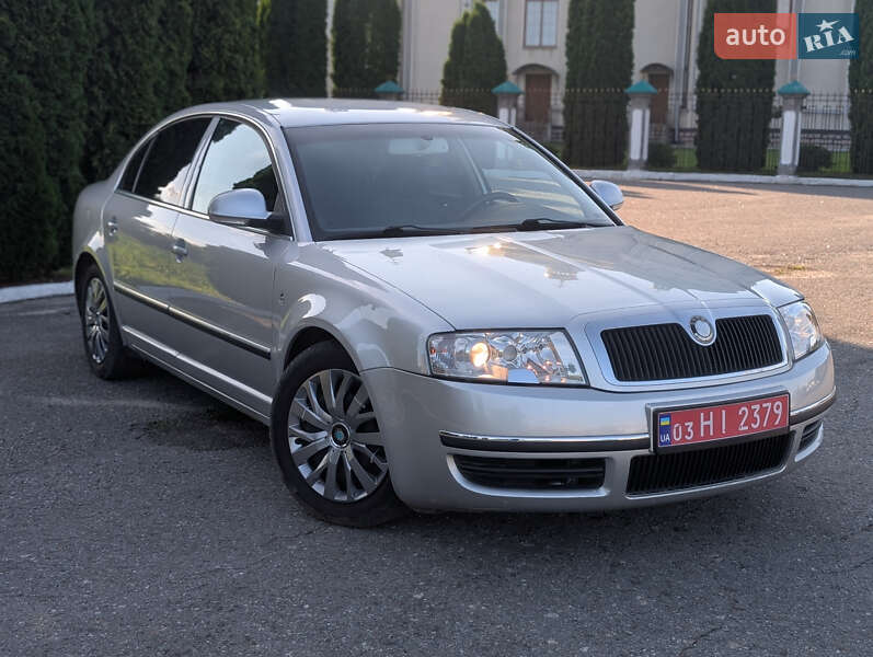 Лифтбек Skoda Superb 2008 в Дубно