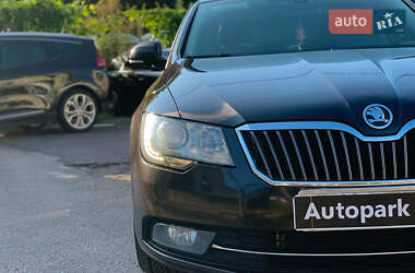 Ліфтбек Skoda Superb 2013 в 
