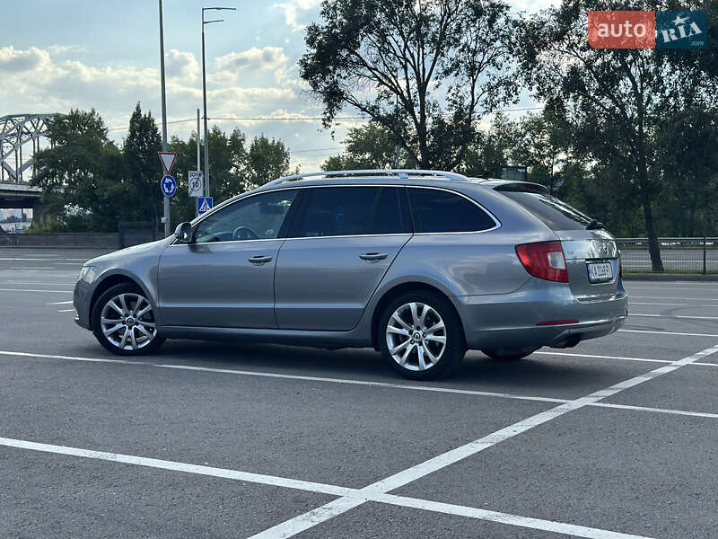 Универсал Skoda Superb 2009 в Киеве