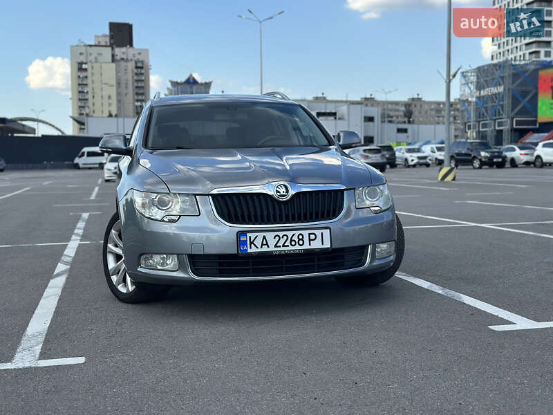 Универсал Skoda Superb 2009 в Киеве