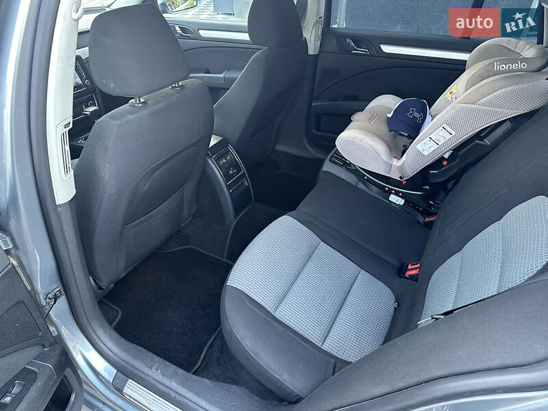 Универсал Skoda Superb 2009 в Киеве