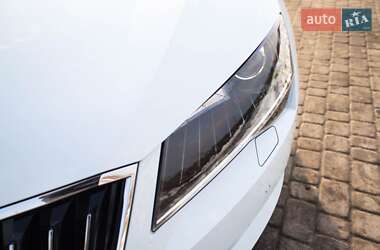 Универсал Skoda Superb 2017 в 