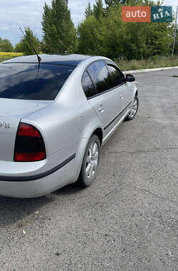Лифтбек Skoda Superb 2007 в 