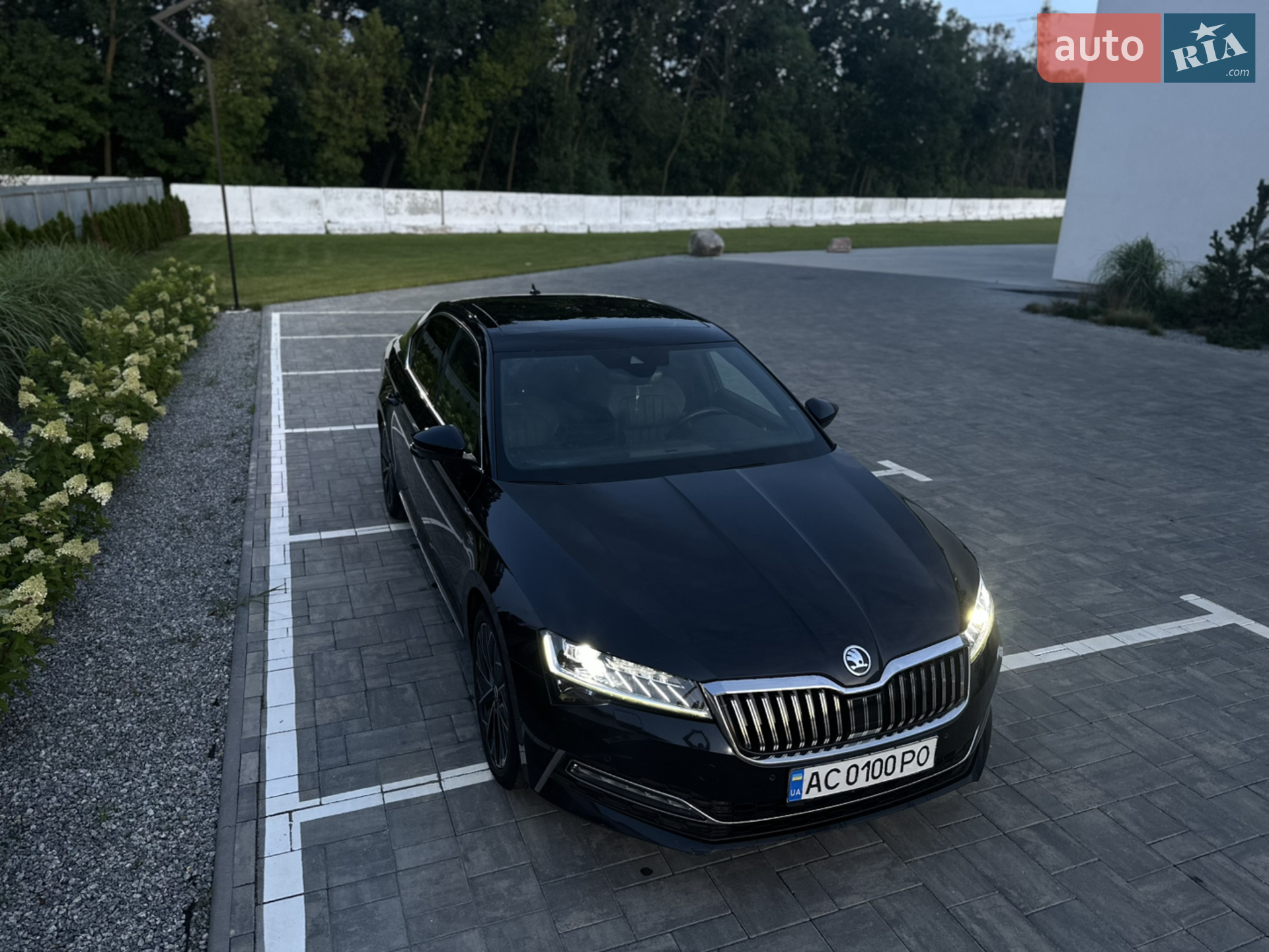 2019 Skoda Superb - мініатюра 11