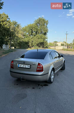 Лифтбек Skoda Superb 2005 в 