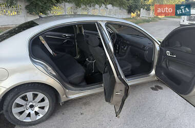 Лифтбек Skoda Superb 2005 в 