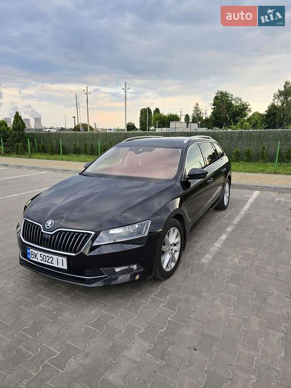 Skoda Superb 2019