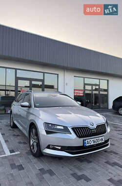 Универсал Skoda Superb 2017 в 