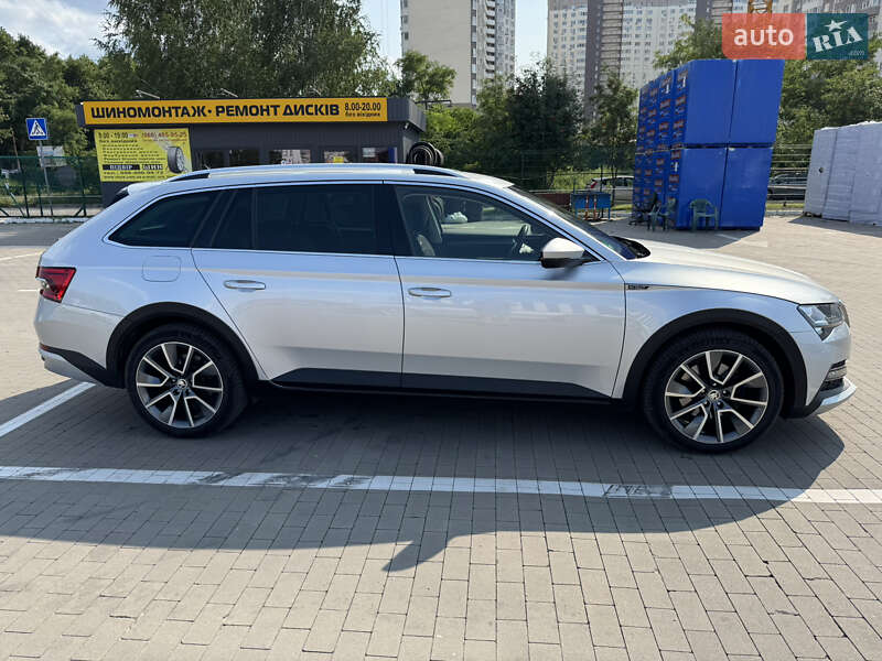 Универсал Skoda Superb 2019 в Киеве
