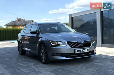 Универсал Skoda Superb 2017 в 