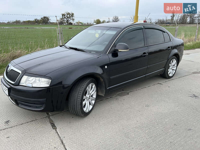 Лифтбек Skoda Superb 2007 в Переяславе