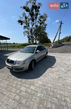 Лифтбек Skoda Superb 2006 в 