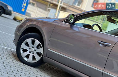 Лифтбек Skoda Superb 2014 в 