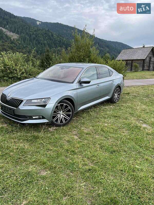 Лифтбек Skoda Superb 2017 в Межгорье