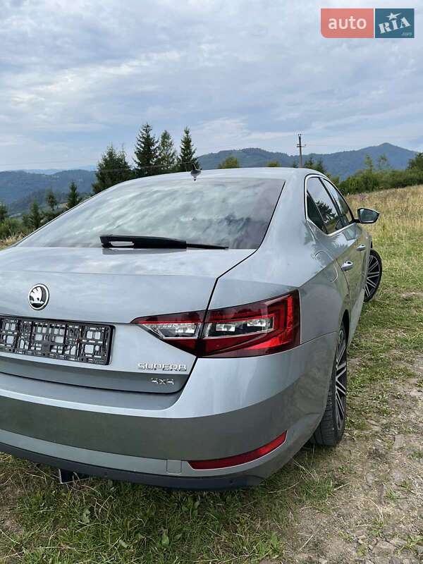 Лифтбек Skoda Superb 2017 в Межгорье