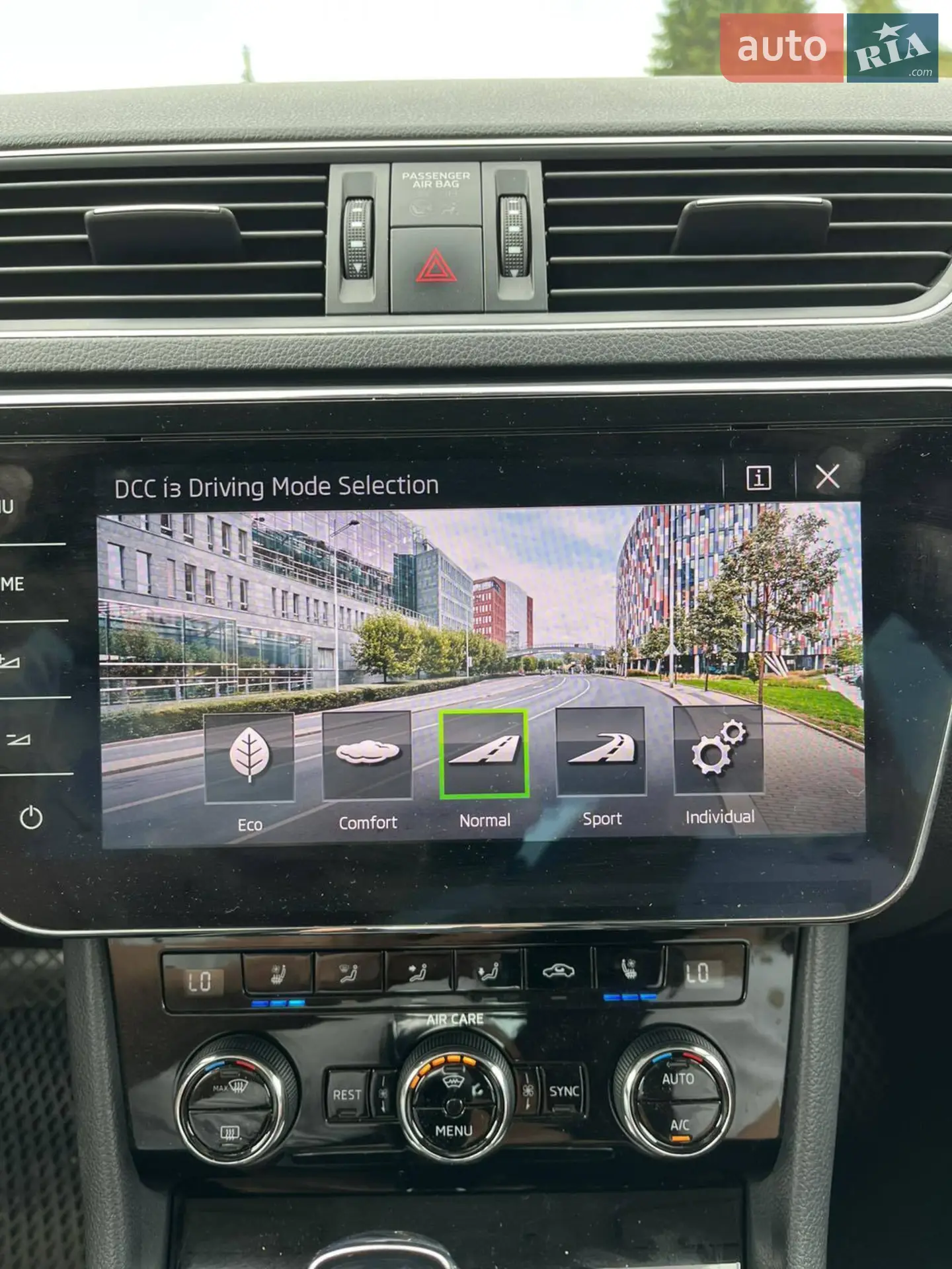 2017 Skoda Superb - мініатюра 20