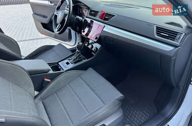 Лифтбек Skoda Superb 2019 в 