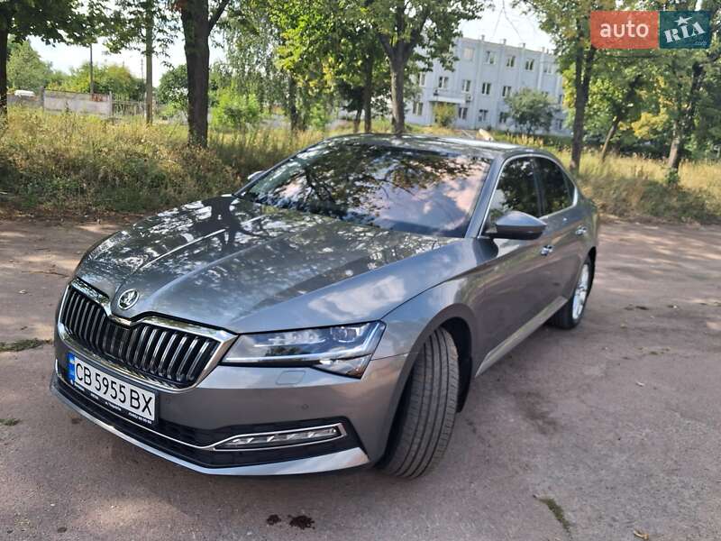 Лифтбек Skoda Superb 2022 в Чернигове