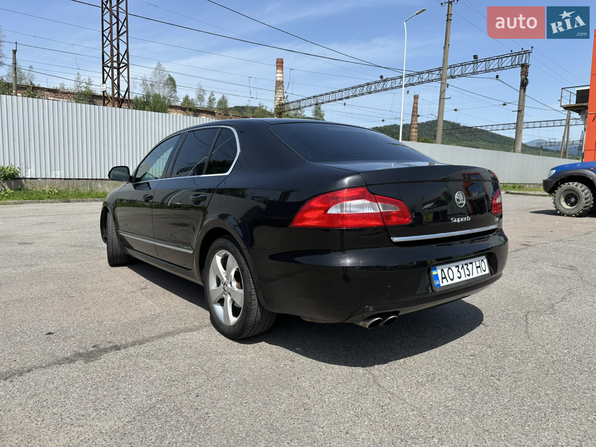 2011 Skoda Superb - мініатюра 3