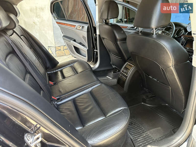 Лифтбек Skoda Superb 2011 в Сваляве