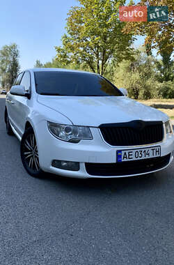 Ліфтбек Skoda Superb 2011 в Кривому Розі