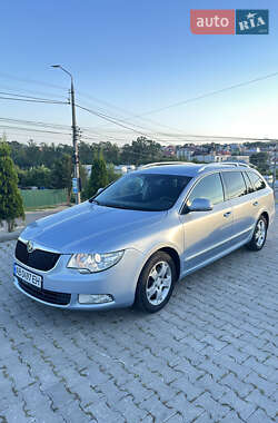 Универсал Skoda Superb 2010 в 