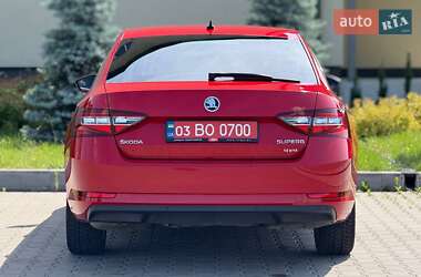 Лифтбек Skoda Superb 2018 в 