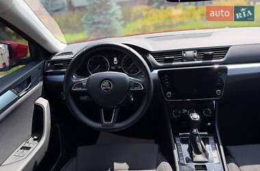Лифтбек Skoda Superb 2018 в 